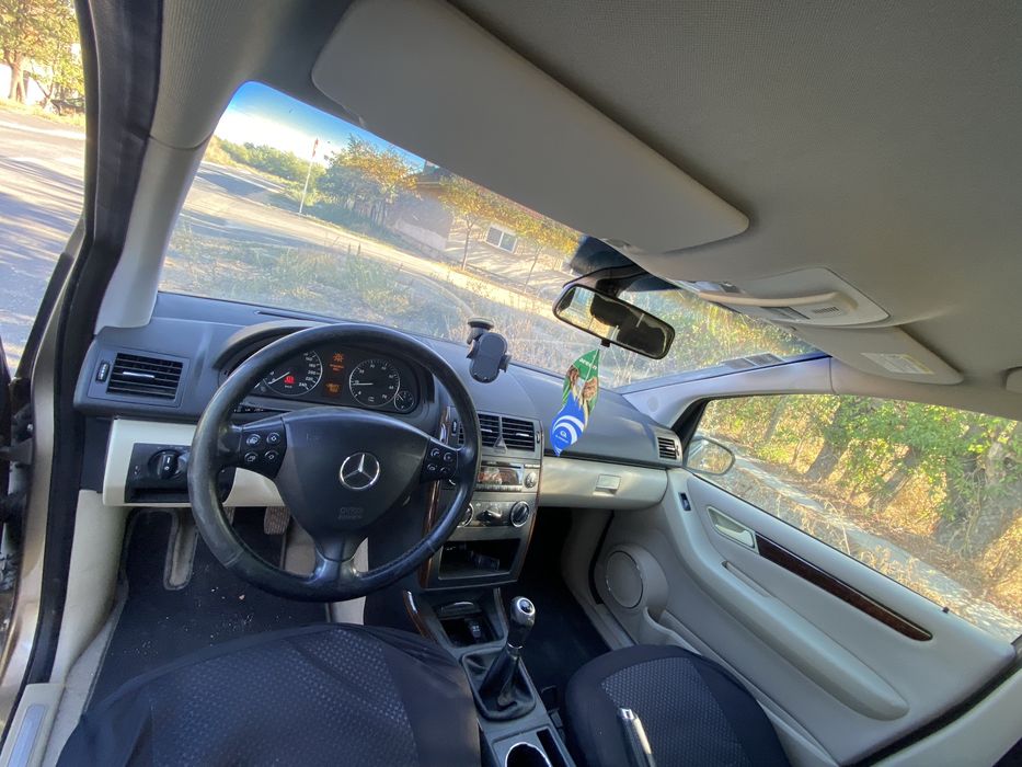 De vanzare masina Mercedes elegance A150