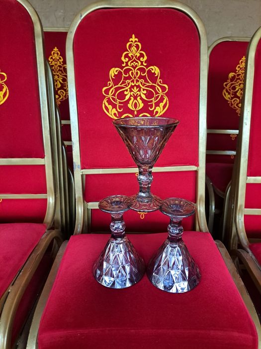 Мартинка фужир сотилади.