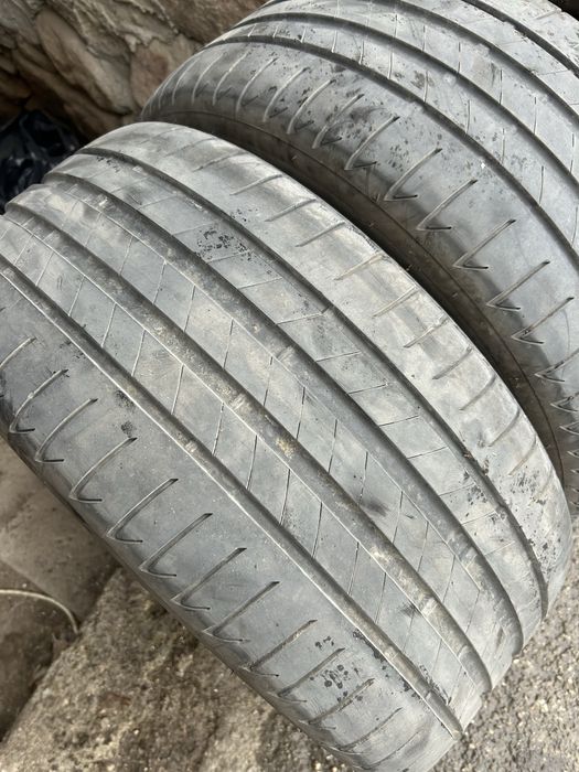 Летни гуми bridgestone 225 45 18 2 бр.