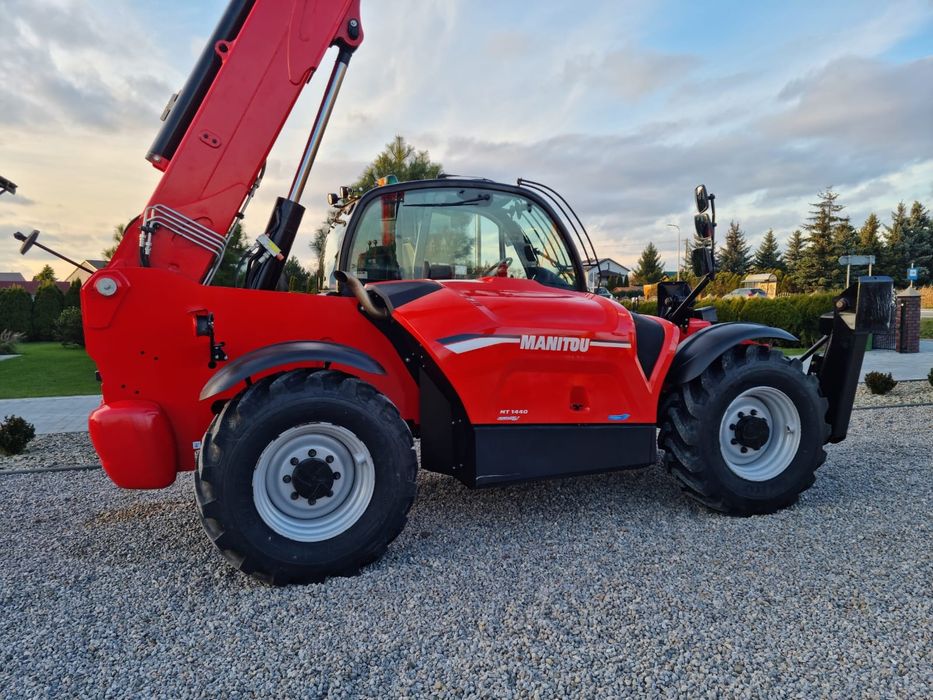 Телескопический погрузчик Manitou MT 1440