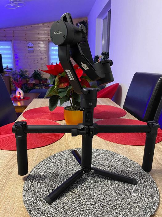 Moza-Air Dual Handle Stabilizator pe 3 Axe
