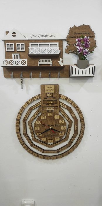 Вечен календар с часовник вечен часовник дървен календар