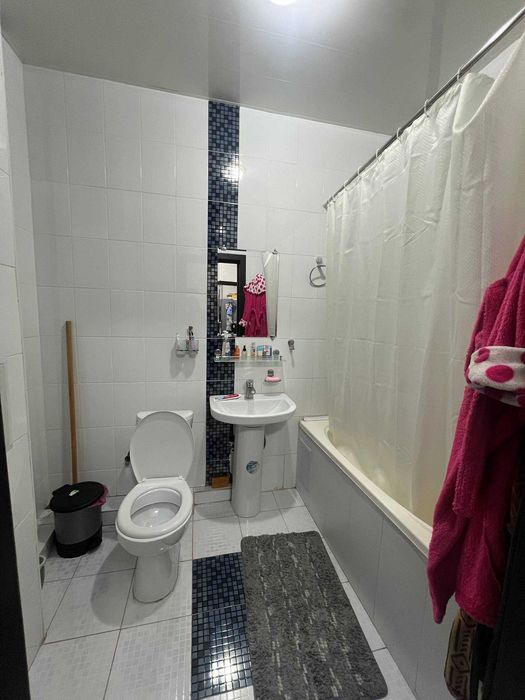 Мирзо Улуғбек туманида шинам 2 хонали квартира сотилади/2-ком кв