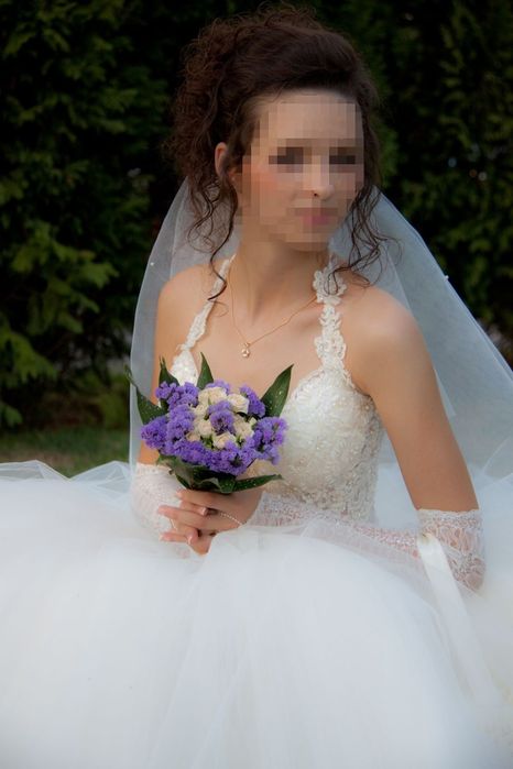 De închiriat-Rochie mireasa-stil printesa