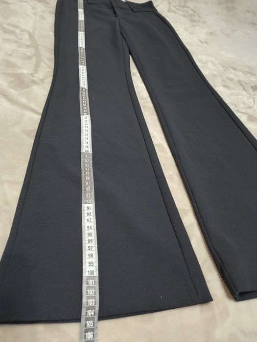 Pantaloni eleganti Bershka