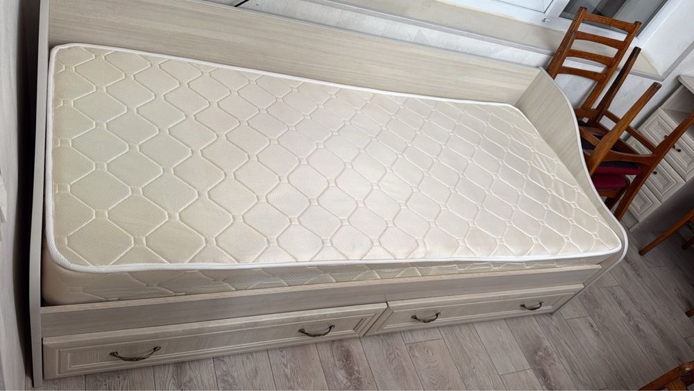 Продаётся вся мебель для дома