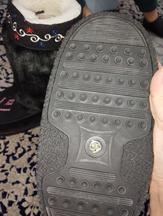 Уги  валенки очень тёплые