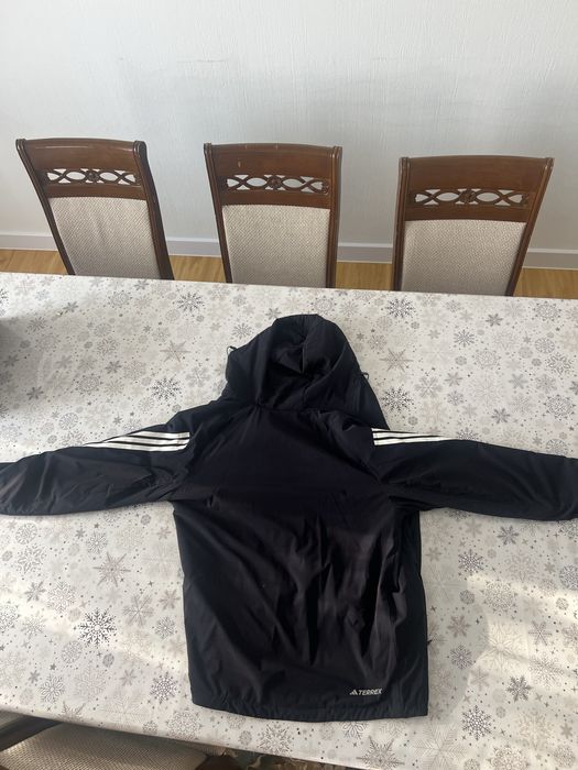 Ветровка Adidas
