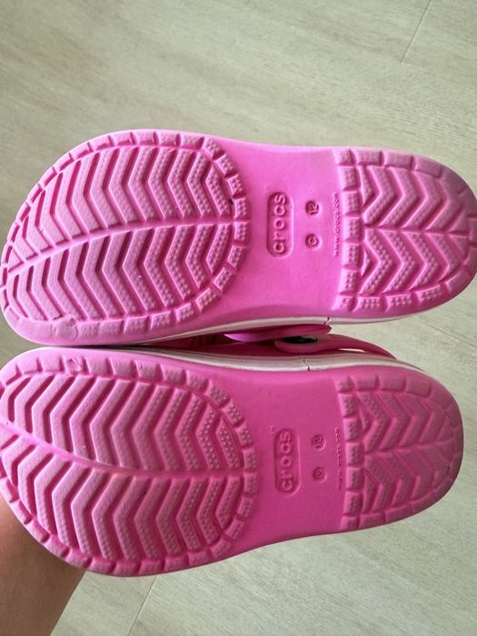Vand crocs C12 roz