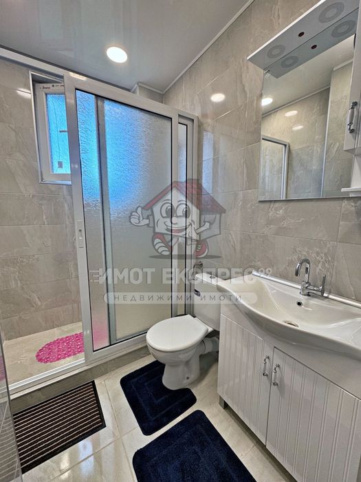 Дава се под наем Тристаен апартамент в Асеновград - 90 кв.м за 331.5 € - Снимка #8