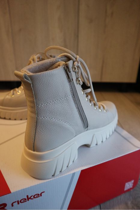 Ghete din piele naturala Rieker de iarna