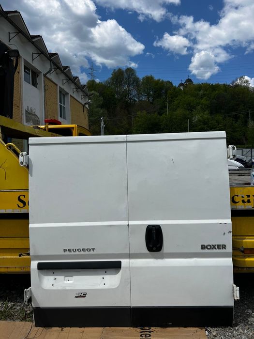 Usa / usi batante spate duba Peugeot Boxer Citroen Jumper Fiat Ducato fabricatie 2017 modelul scund / mic