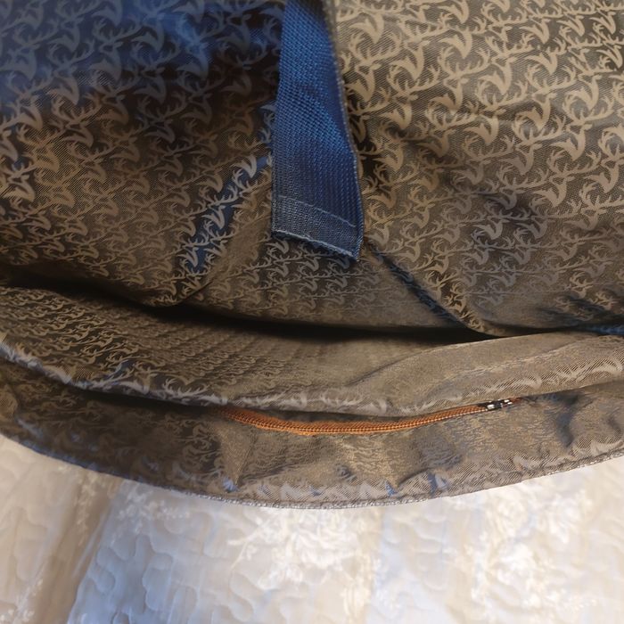 Geanta laptop tip ghiozdan