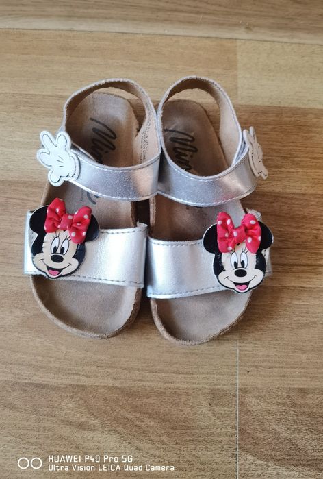 Сандали, обувки, кецове