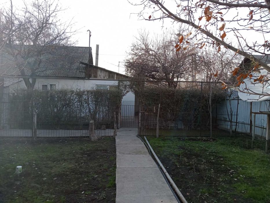 Yu Дом 4 комнаты 6,6 соток махалля Дарё буйи, ж/д Сергели