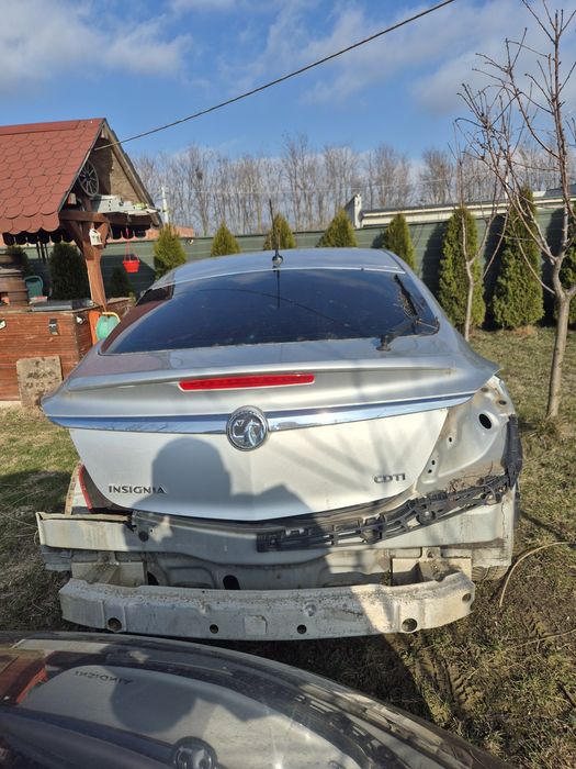 Dezmembrez Opel Insignia 2.0 CDTI