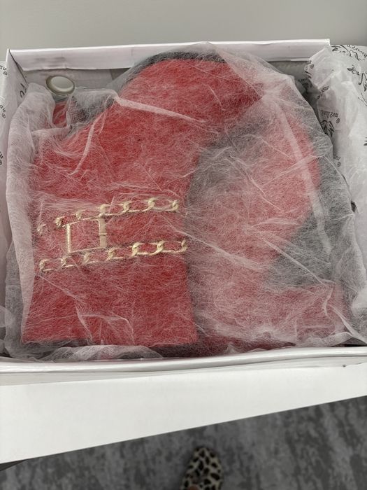 Боти на ток червени