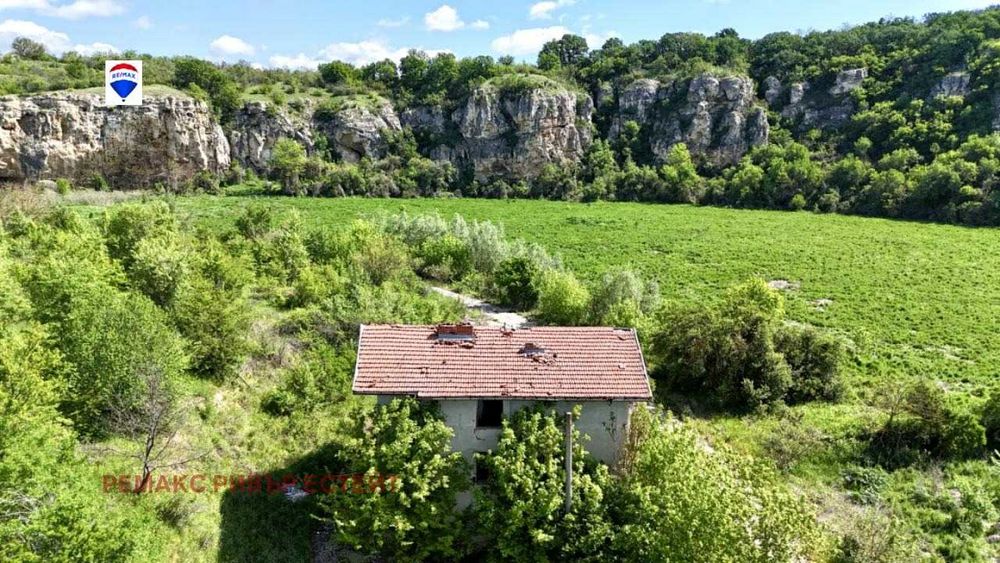 Продава се Парцел в с. Басарбово, Област Русе - 6249 кв.м за 33 €/кв.м - Снимка #5