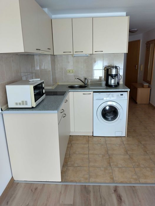 Продава се Двустаен апартамент в к.к. Слънчев бряг - 70 кв.м за 900 €/кв.м - Снимка #1