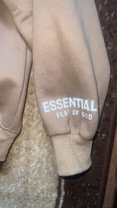 Hanorac essential fear of god original