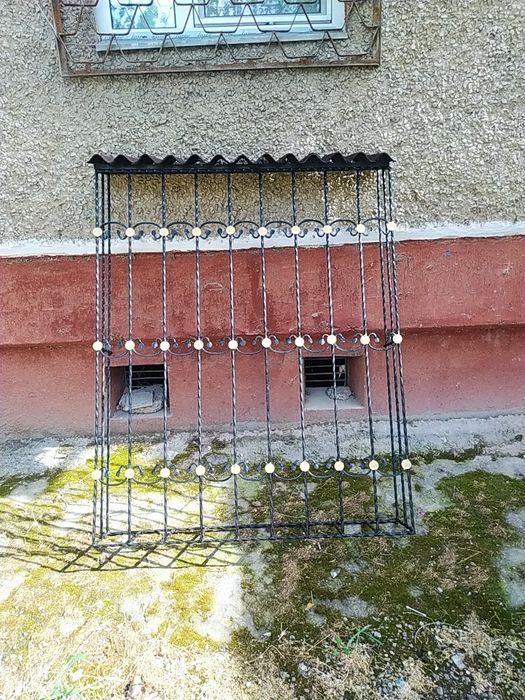 Навес 500минг перила500минг решотка 250минг дарвоза 1млн сум квадрат