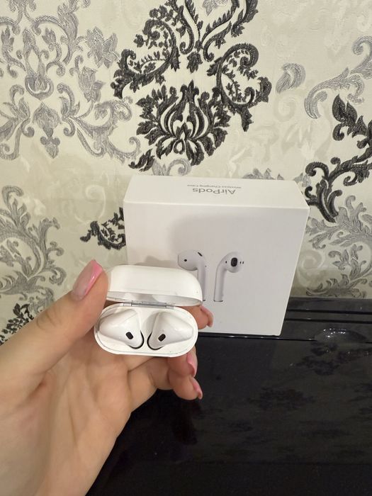 Продам наушники Airpods 2
