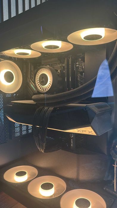 XFX RX 9070 XT 16GB GDDR6 256 bit Mercury Gaming OC + Garantie, factura