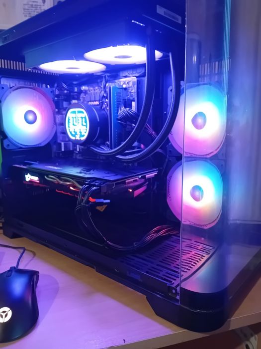 Геймърски компютър intel 12100/16gb/ssd