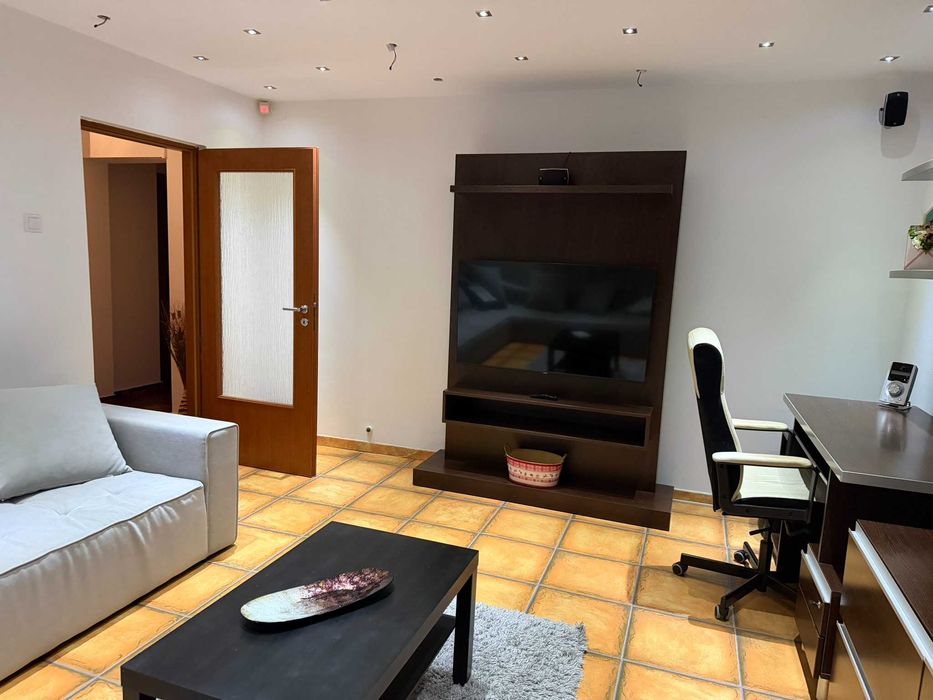 Apartament 3 camere Central (Cantacuzino) - direct de la PROPRIETAR