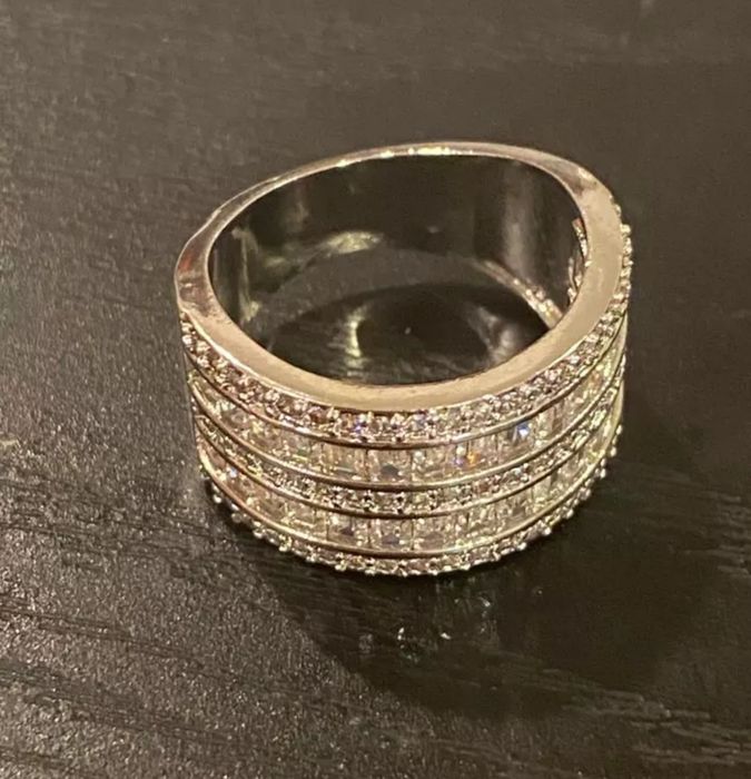 Дамски посребрени пръстени