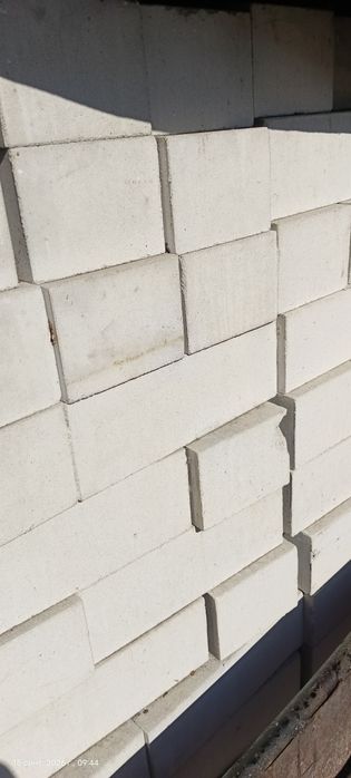 Продам кирпич селикатный
