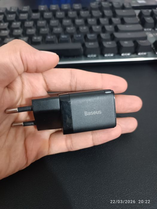 Baseus charger ishlatilgan
