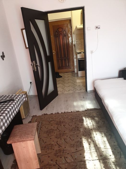 Inchiriez  garsoniera