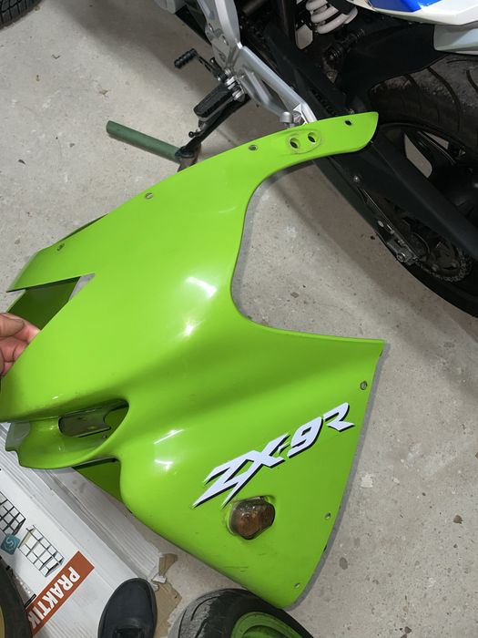 Kawasaki Zx9R 1999 на части