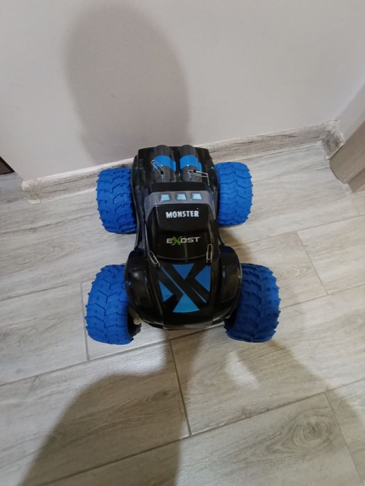 Играчка  monster