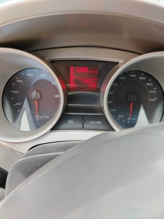 Vând SEAT Ibiza an 2010 1.2 benzină, Unic proprietar