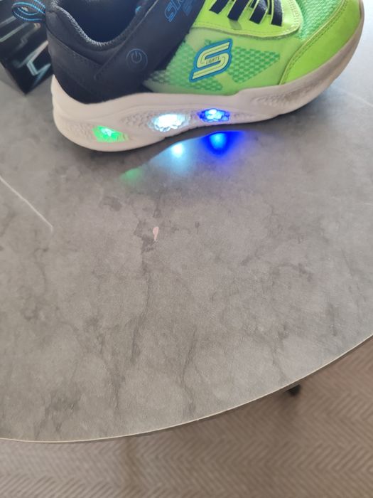 Детски маратонки GEOX Light, Skechers Lights