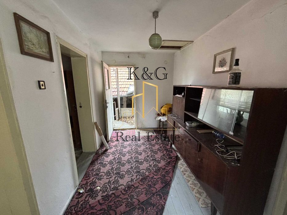 Продава се Къща в с. Ушинци, Област Разград - 120 кв.м за 468 €/кв.м - Снимка #2