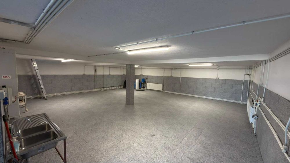 Spatiu de inchiriat intrare Botosani 120mp utili