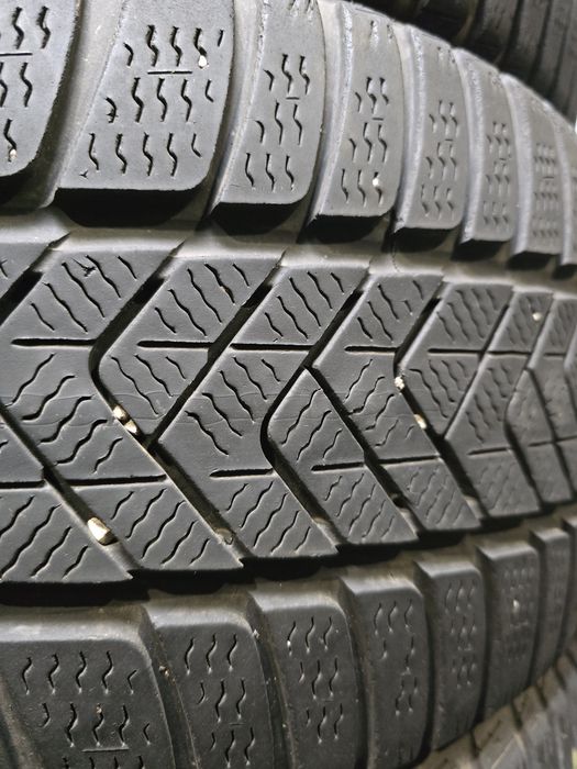 255 35 21 anvelope iarnă audi bmw tesla mercedes vw  tiguan