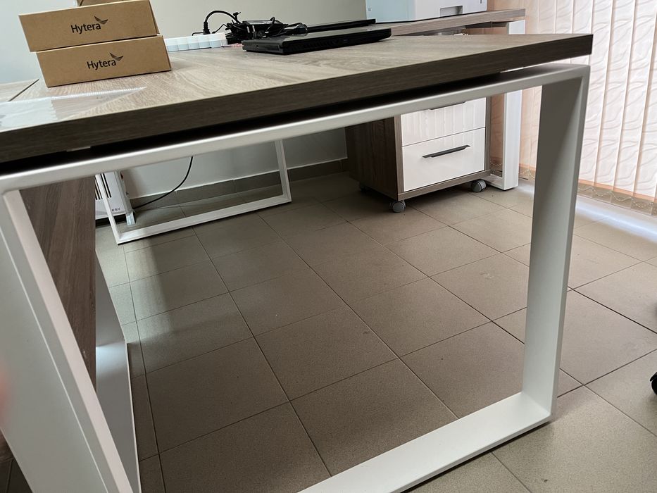 ПРОМО НОВО Офис Стол/Бюро/Маса/Етажерка/Шкаф/Бял Гланц/Дъб/Трюфел/Aiko