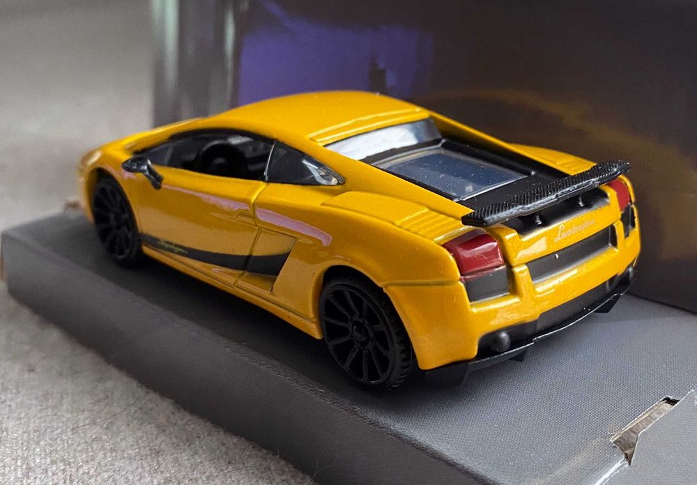 Macheta Lamborghini Gallardo 1 43 - noua la cutie - metal