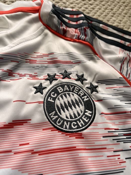 Bayern München 25/26 Away Fan Version