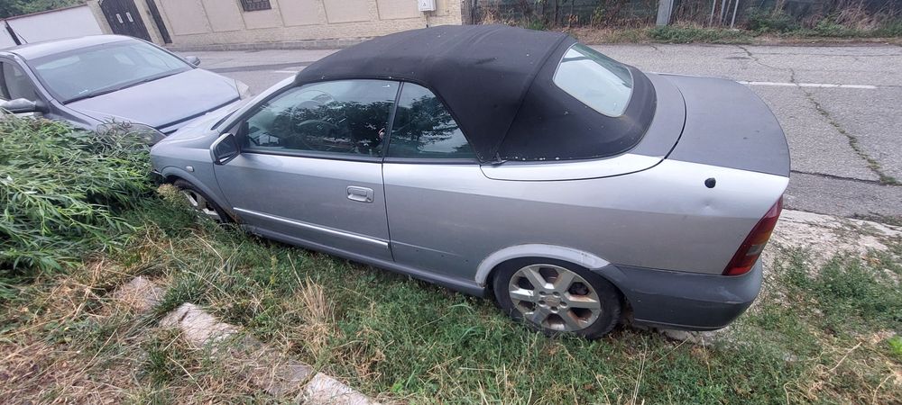 Opel astra G bertone 2001