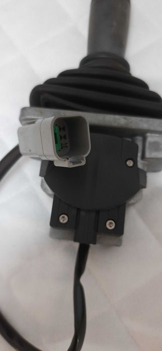 Едноосен джойстик ELOBAU J7H6CA0EA0AAAF01 за товарач и друга техника