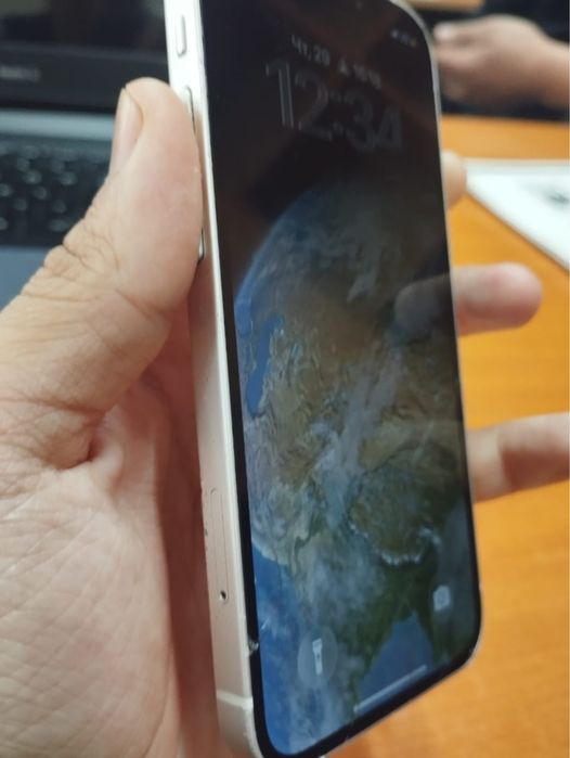 Обменаю айфон 12 мини