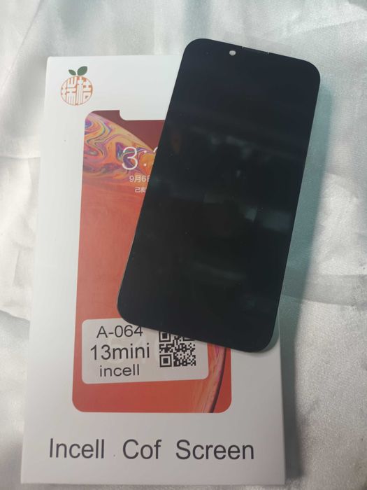 Дисплей за Iphone 12 Mini или 13 Mini