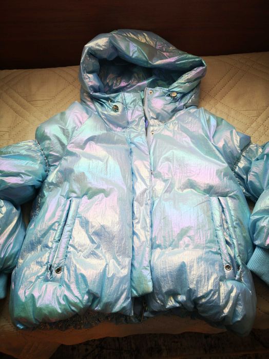 Красиво яке цвят син хамелеон