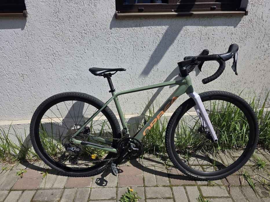 Gravel Orbea Terra.   2×12 GRX.     S