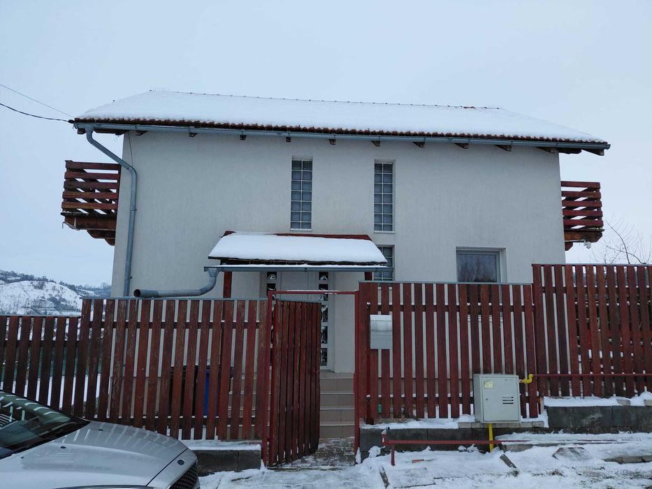 de vanzare casa in Ivanesti Mures